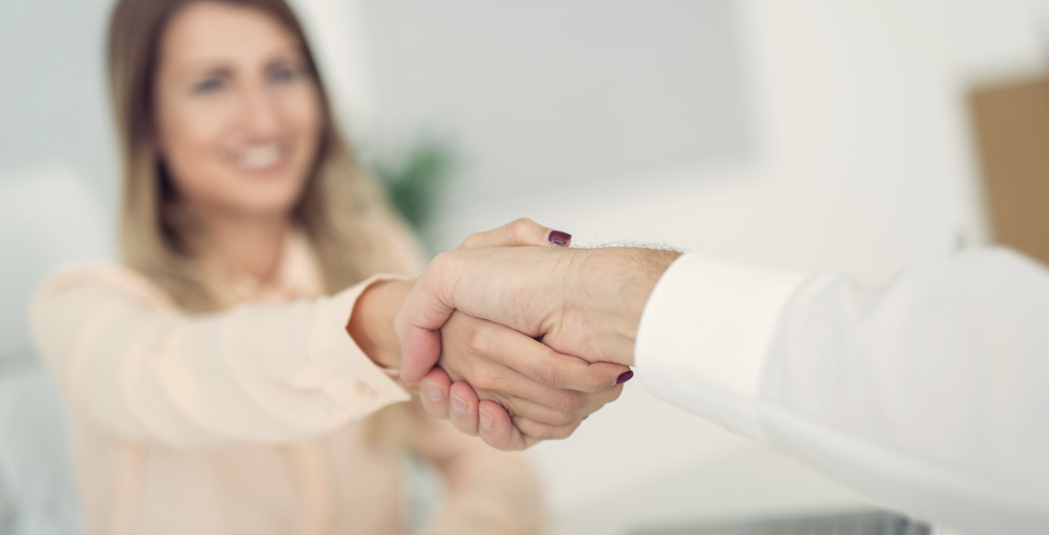 AVISA, Restaurante Lola Cacerola y ADL Consultores.